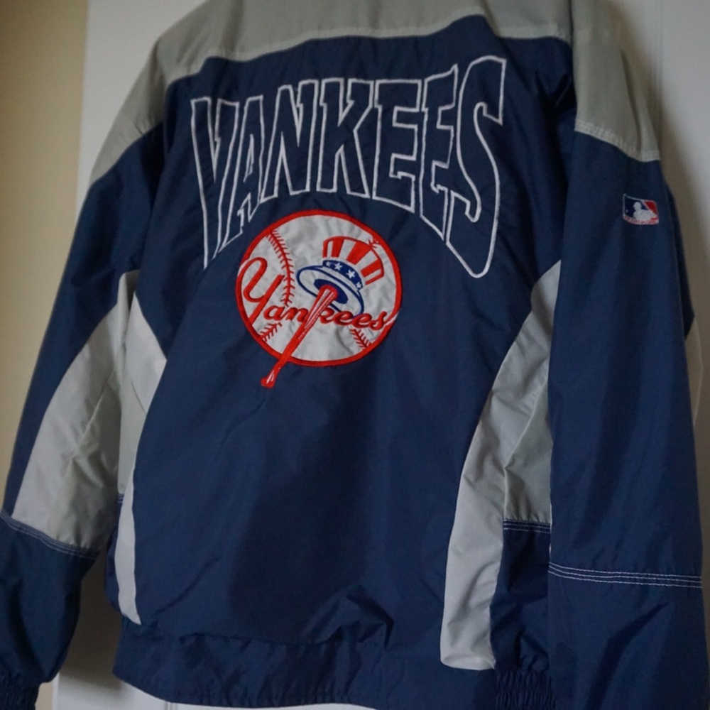 Vintage 90’s Nee York Yankees Windbreaker